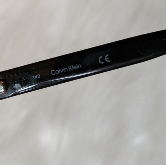 EUC Calvin Klein CK20532 glasses in Crystal Bistro Green full frame rectangular - Picture 14 of 14